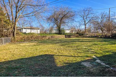 816 Leeper Drive, Denison, TX 75020 - Photo 10