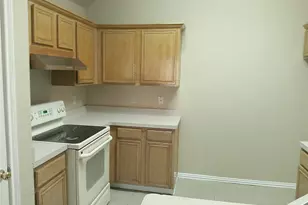 5644 Indian Hill Dr, Arlington, TX 76018 - Photo 4