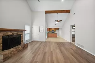 5202-5204 Yucca Dr, Arlington, TX 76017 - Photo 8