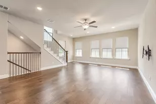 801 Cassandra Ct, Euless, TX 76040 - Photo 12