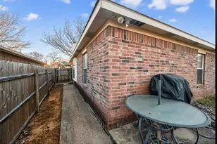 5509 Alta Verde Cir, Arlington, TX 76017 - Photo 26