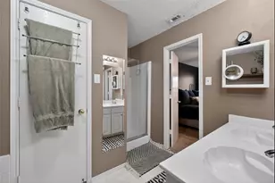 5509 Alta Verde Cir, Arlington, TX 76017 - Photo 18