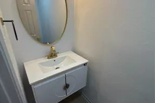 2702 Douglas Ave, Dallas, TX 75219 - Photo 14