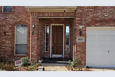 9137 Jasmine Lane, Irving, TX 75063 - Photo 2