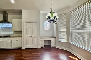 9137 Jasmine Ln, Irving, TX 75063 - Photo 12