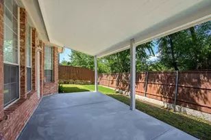 9137 Jasmine Ln, Irving, TX 75063 - Photo 34