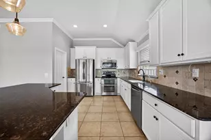 9621 Pinewood, Denton, TX 76207 - Photo 4