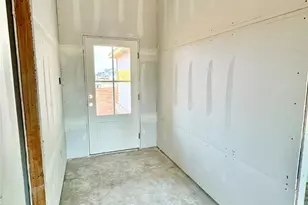 325 Wild Rye Rd, Abilene, TX 79606 - Photo 2