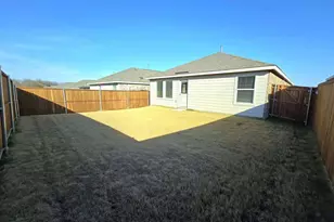 2052 Sulky Ln, Aubrey, TX 76227 - Photo 2