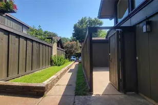 4615 Country Creek Dr, Dallas, TX 75236 - Photo 18