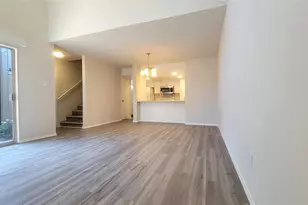 4615 Country Creek Dr, Dallas, TX 75236 - Photo 4