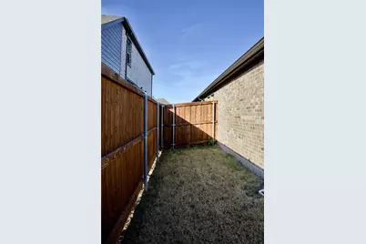 13092 Yellowstone Way, Providence Village, TX 76227 - Photo 28