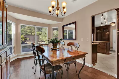 2105 Lavaca Trail, Carrollton, TX 75010 - Photo 8