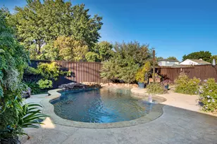 2105 Lavaca Trail, Carrollton, TX 75010 - Photo 24