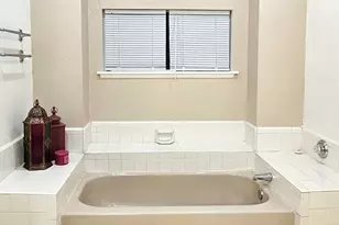 509 Chestnut Dr, Grand Prairie, TX 75052 - Photo 12