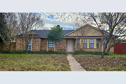 509 Chestnut Drive, Grand Prairie, TX 75052 - Photo 1