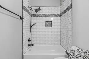 313 N Mill St, Lewisville, TX 75057 - Photo 22