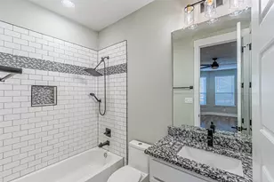 313 N Mill St, Lewisville, TX 75057 - Photo 10