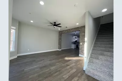 313 N Mill Street, Lewisville, TX 75057 - Photo 16