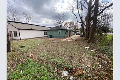 2807 Silkwood Street, Dallas, TX 75215 - Photo 22