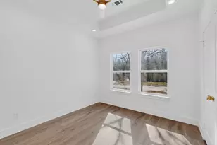 305 Garner Dr, Mabank, TX 75156 - Photo 20