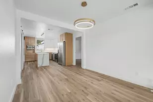 7518 Caillet St, Dallas, TX 75209 - Photo 14