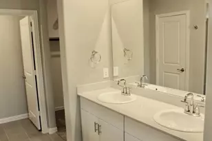 10421 Potawatomi Ln, Fort Worth, TX 76179 - Photo 6