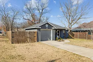 1301 Florence St, McKinney, TX 75069 - Photo 2