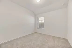 1910 Blackbird Ln, Princeton, TX 75407 - Photo 10