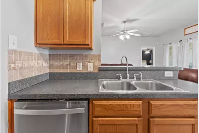 127 Lipan Street, Greenville, TX 75402 - Photo 6