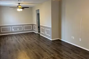 1114 Cherrytree Dr, Arlington, TX 76001 - Photo 8