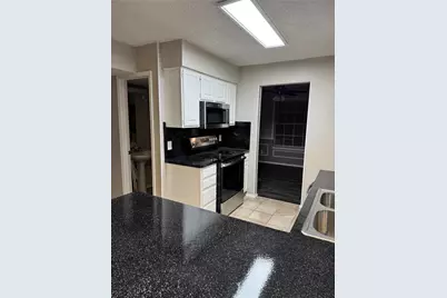 1114 Cherrytree Drive, Arlington, TX 76001 - Photo 4