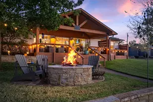 327 Admiral Dr, Gun Barrel City, TX 75156 - Photo 2