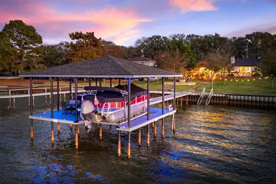 327 Admiral Drive, Gun Barrel City, TX 75156 - Photo 1