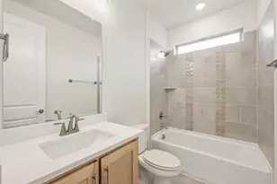 2300 Legacy Oaks Ln, Bedford, TX 76021 - Photo 2