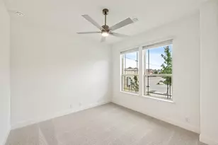 2300 Legacy Oaks Ln, Bedford, TX 76021 - Photo 6