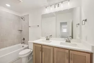 2300 Legacy Oaks Ln, Bedford, TX 76021 - Photo 30