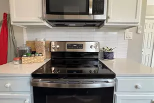 827 W Ellis St, Sherman, TX 75092 - Photo 4