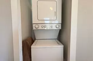 827 W Ellis St, Sherman, TX 75092 - Photo 6