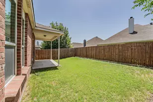 321 Mariscal Pl, Fort Worth, TX 76131 - Photo 10