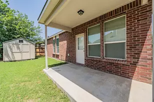 321 Mariscal Pl, Fort Worth, TX 76131 - Photo 6