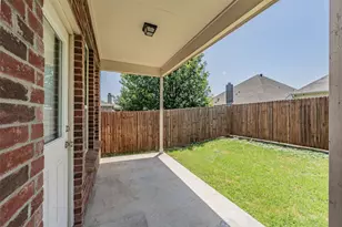 321 Mariscal Pl, Fort Worth, TX 76131 - Photo 4