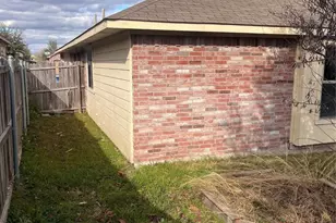 312 Crosscreek Dr, Princeton, TX 75407 - Photo 22