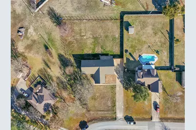137 S Meadowbrook Drive, Pottsboro, TX 75076 - Photo 6
