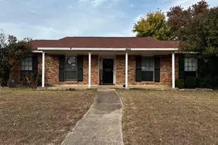 1802 Lewis Trail, Grand Prairie, TX 75052 - Photo 1