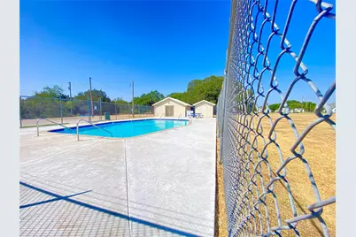 5407 Cold Water Court, Granbury, TX 76048 - Photo 18