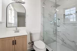 3072 Mark Twain Dr, Farmers Branch, TX 75234 - Photo 22