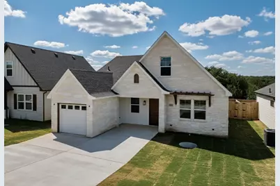 5610 San Jacinto Drive, Granbury, TX 76048 - Photo 1