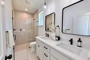 5610 San Jacinto Dr, Granbury, TX 76048 - Photo 16