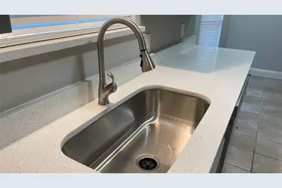 2217 Roman Court, Dalworthington Gardens, TX 76013 - Photo 8